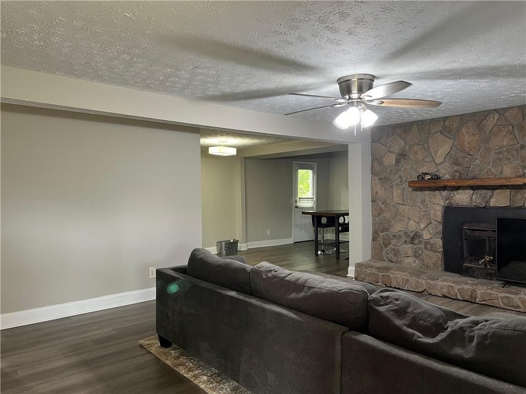 2 bedroom, 2 bathroom, 1,422 sq ft single family residence for sale at 3722 Longstreet Church Road, Cumming, GA 30040 — photo 9