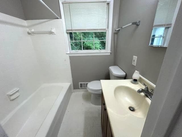 3 bedroom, 2 bathroom, 1,702 sq ft single family residence for sale at 3707 Satellite Boulevard, Ellenwood, GA 30294 — photo 9