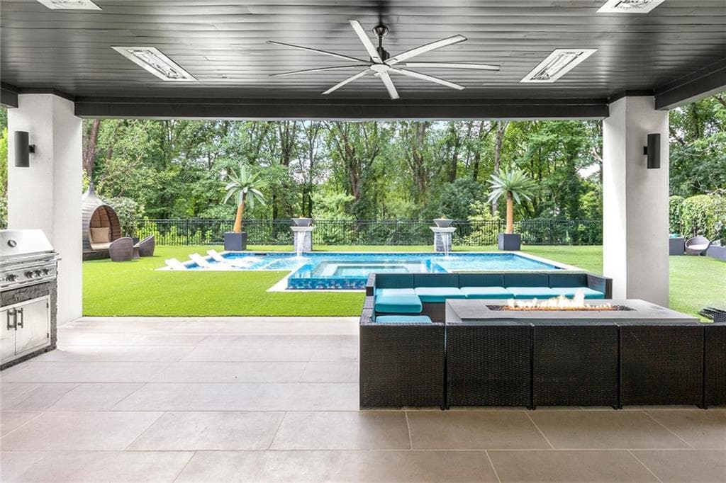 5 bedroom, 8 bathroom, 8,157 sq ft single family residence for sale at 1105 Moores Mill Road, Atlanta, GA 30327 — photo 5