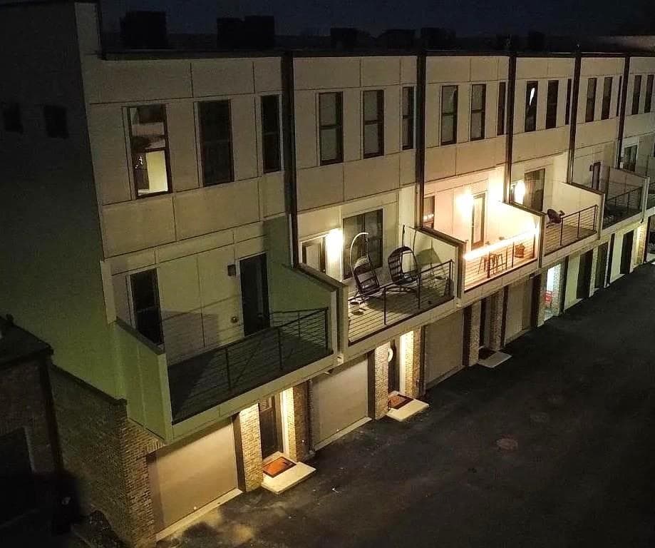 2 bedroom, 3 bathroom, 1,800 sq ft townhouse for sale at 2030 Main Street 206, Atlanta, GA 30318 — photo 1 of 36