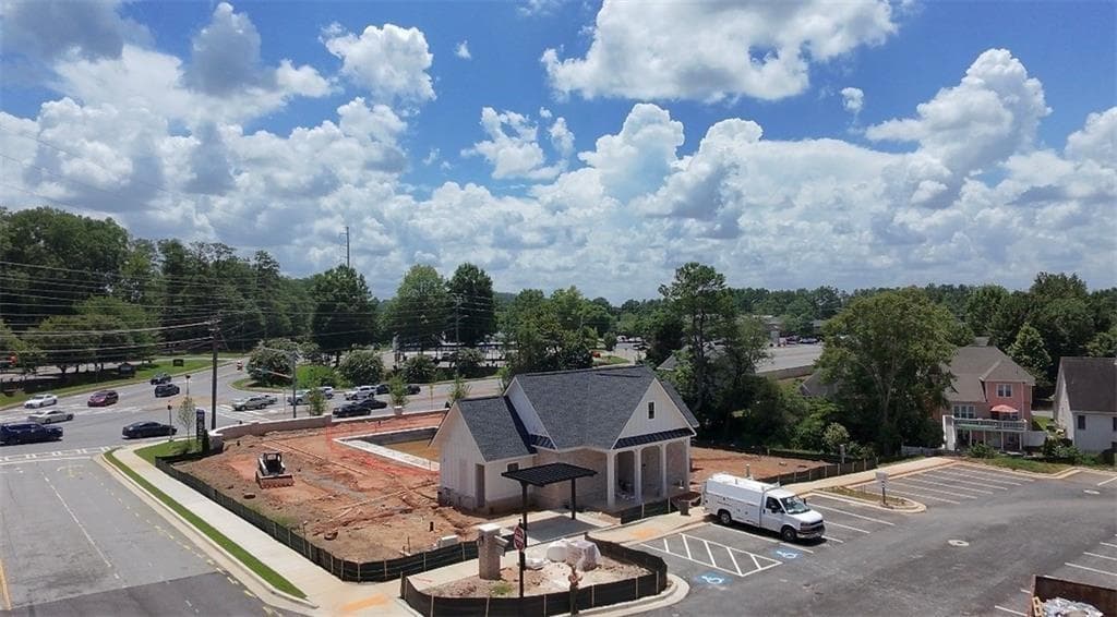 3 bedroom, 3 bathroom, 2,315 sq ft single family residence for sale at 1931 Allyan Drive NE, Marietta, GA 30066 — photo 6