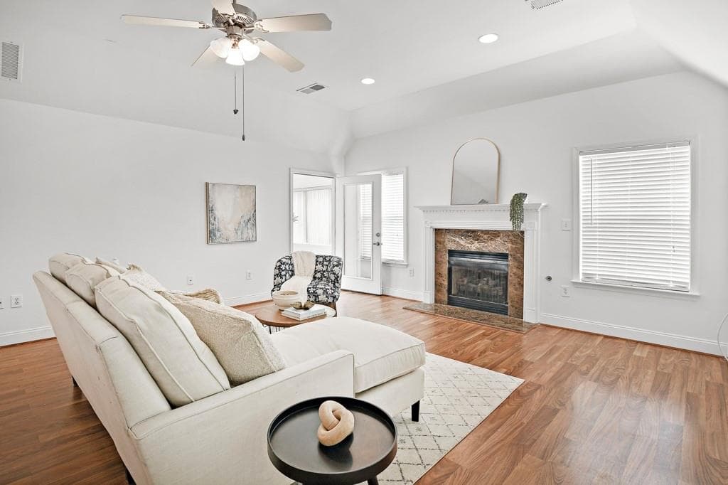 2 bedroom, 2 bathroom, 1,736 sq ft condominium for sale at 2365 Chimney Cottage Circle 14, Marietta, GA 30066 — photo 10