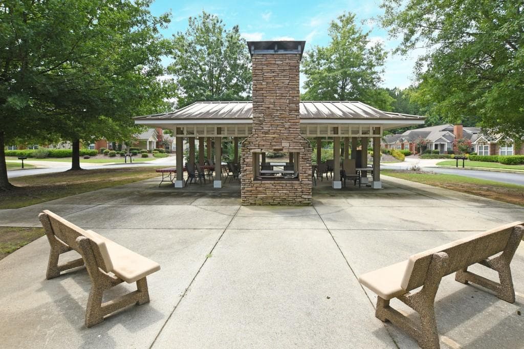 2 bedroom, 2 bathroom, 1,736 sq ft condominium for sale at 2365 Chimney Cottage Circle 14, Marietta, GA 30066 — photo 5