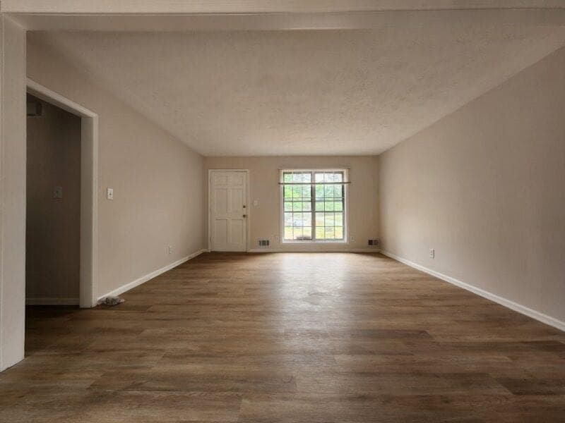 3 bedroom, 2 bathroom, 1,468 sq ft single family residence for rent at 1453 Allison Court, Lawrenceville, GA 30043 for $2,100 a month — photo 7