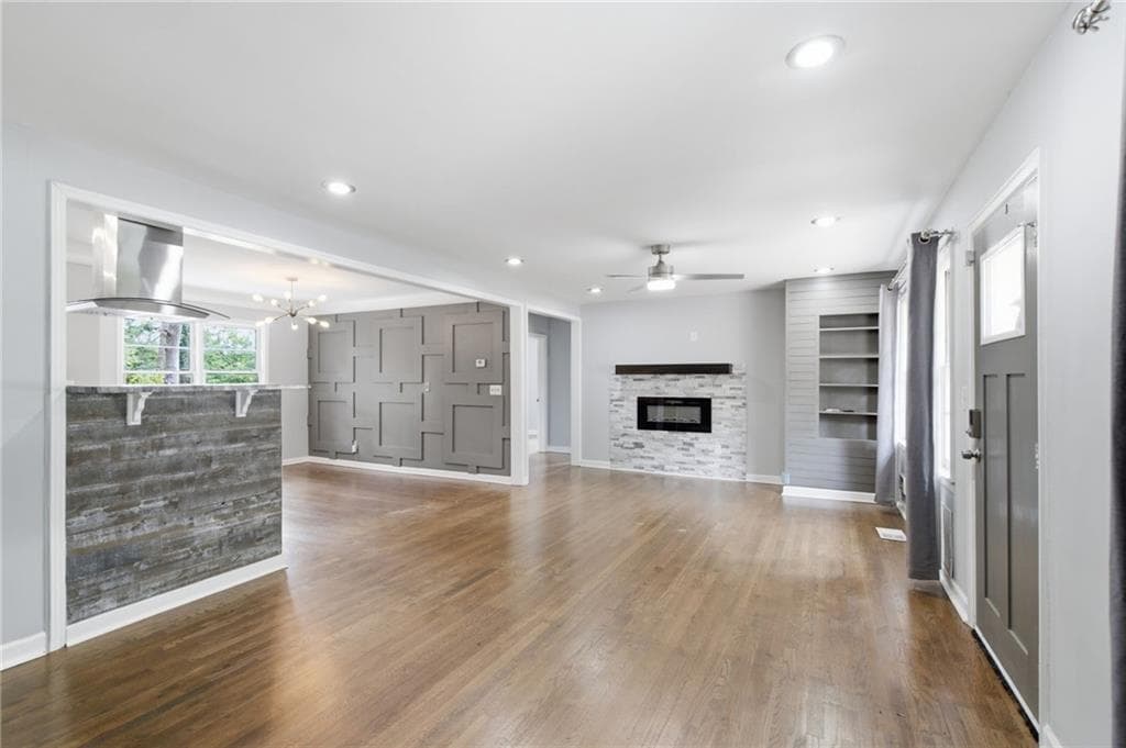 3 bedroom, 2 bathroom, 1,390 sq ft single family residence for sale at 1402 Midlawn Drive, Decatur, GA 30032 — photo 6