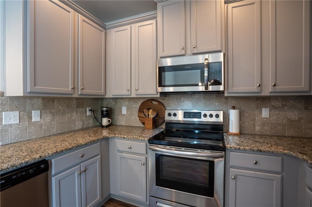 2 bedroom, 4 bathroom, 1,617 sq ft townhouse for rent at 2429 Castle Keep Way, Atlanta, GA 30316 for $2,495 a month — photo 10