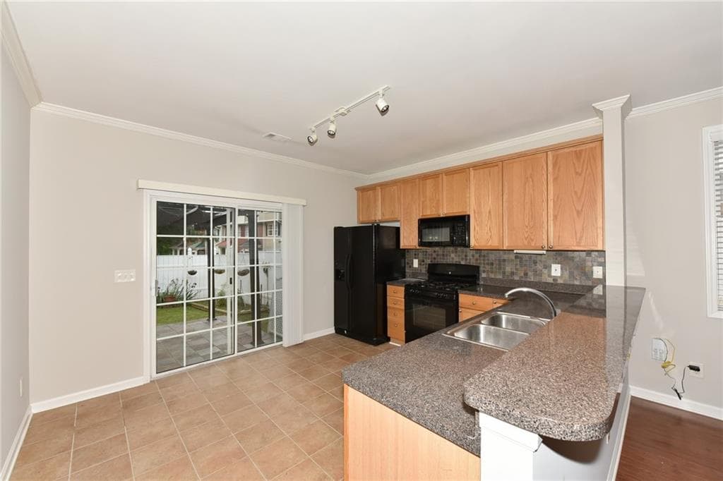 4 bedroom, 3 bathroom, 1,500 sq ft townhouse for rent at 3546 Spring View Court 3546, Alpharetta, GA 30004 for $2,195 a month — photo 10