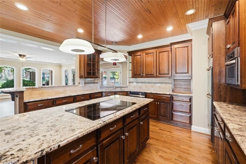 5 bedroom, 7 bathroom, 6,436 sq ft single family residence under contract at 111 Brown Loop Spur, Cartersville, GA 30121 — photo 8