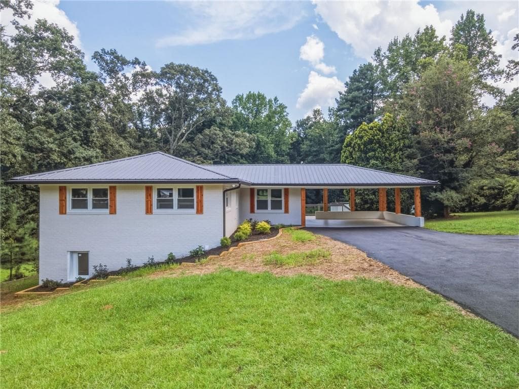 4 bedroom, 3 bathroom, 2,632 sq ft single family residence for sale at 1348 Nebo Road, Dallas, GA 30157 — photo 4