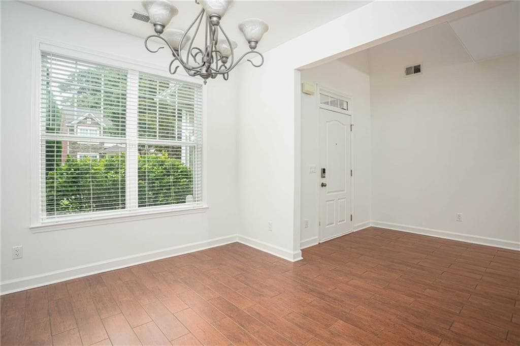 6 bedroom, 4 bathroom, 2,906 sq ft single family residence for sale at 2576 Peach Shoals Circle, Dacula, GA 30019 — photo 6