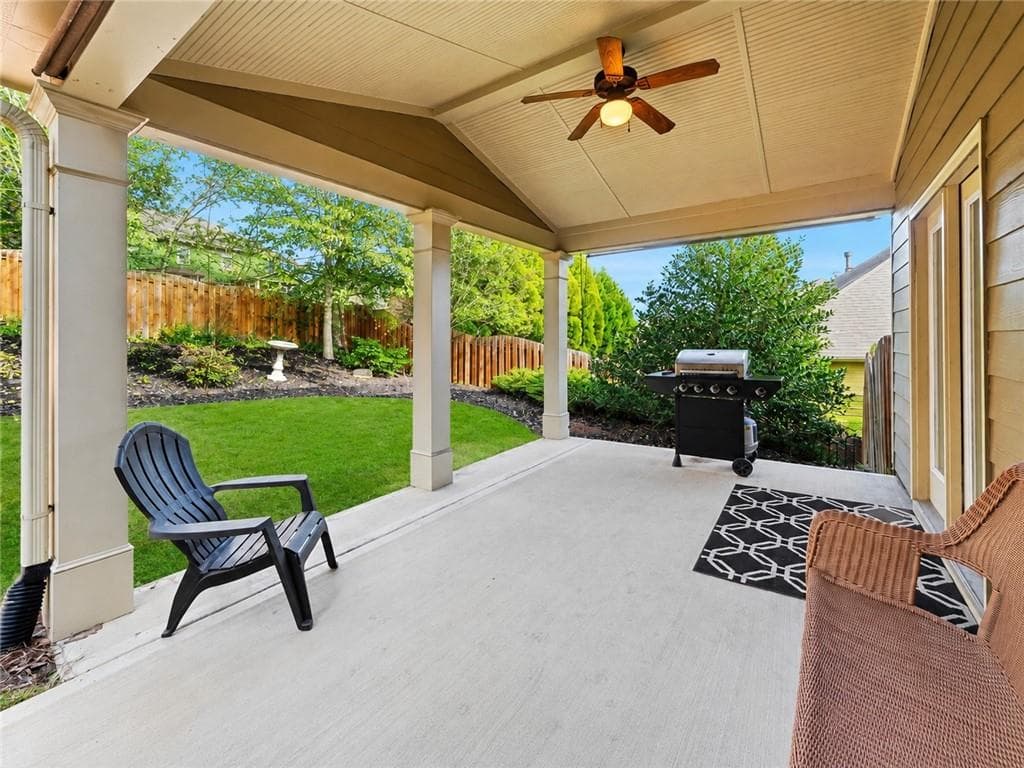 5 bedroom, 3 bathroom, 3,169 sq ft single family residence for sale at 7232 Lake Sterling Boulevard, Flowery Branch, GA 30542 — photo 5