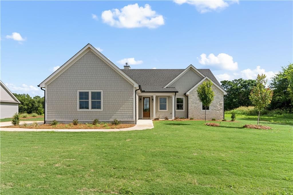 4 bedroom, 3 bathroom, 2,134 sq ft single family residence for sale at 1091 Madison Hills Drive, Madison, GA 30650 — photo 5