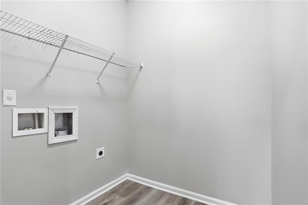 4 bedroom, 4 bathroom, 2,366 sq ft condominium under contract at 3370 Vintage Circle 7, Smyrna, GA 30080 — photo 10
