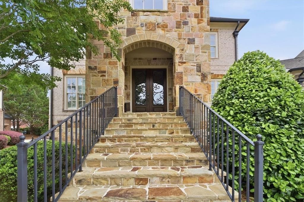 7 bedroom, 6 bathroom, 5,630 sq ft single family residence for rent at 5869 Chickasaw Lane, Braselton, GA 30517 for $6,500 a month — photo 4