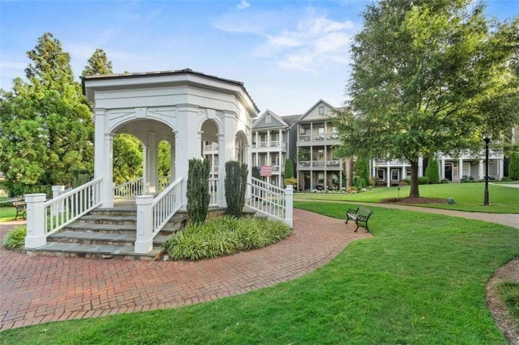 3 bedroom, 4 bathroom, 2,618 sq ft single family residence for rent at 124 Parkside West Court, Norcross, GA 30071 for $3,500 a month — photo 3