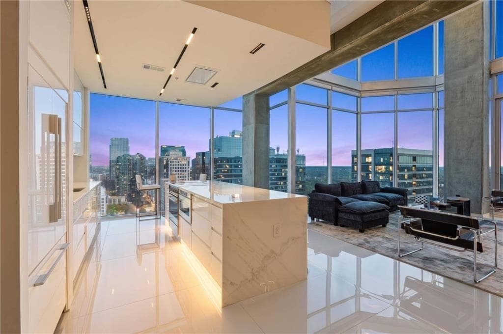 2 bedroom, 2 bathroom, 1,875 sq ft condominium for sale at 860 Peachtree Street 2801, Atlanta, GA 30308 — photo 2