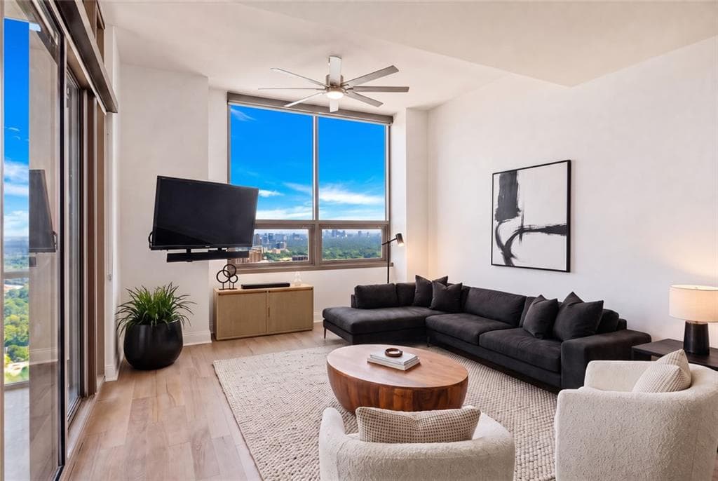 2 bedroom, 3 bathroom, 1,821 sq ft condominium for sale at 270 17th Street 4308, Atlanta, GA 30363 — photo 10