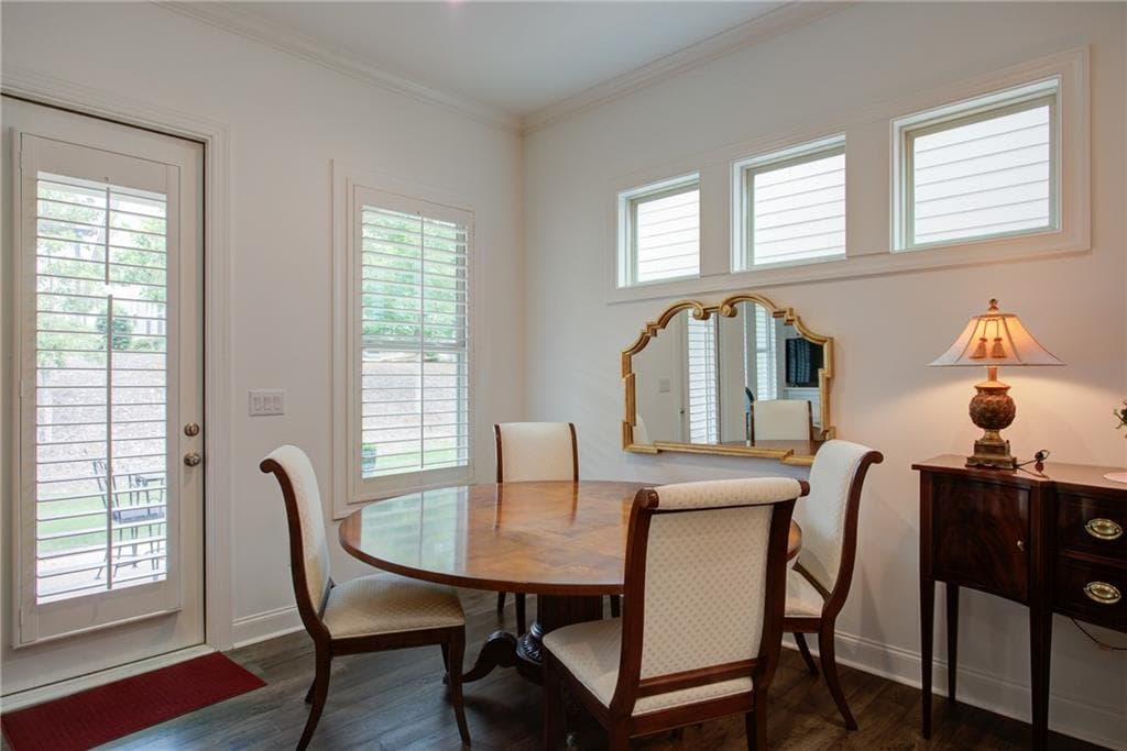 4 bedroom, 3 bathroom, 2,662 sq ft single family residence for sale at 3220 Fitzgerald Way, Cumming, GA 30041 — photo 10