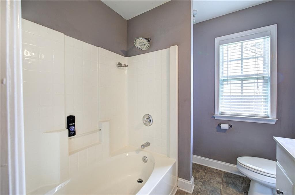 3 bedroom, 2 bathroom, 1,360 sq ft single family residence for sale at 33 Covered Springs Drive, Rome, GA 30165 — photo 8