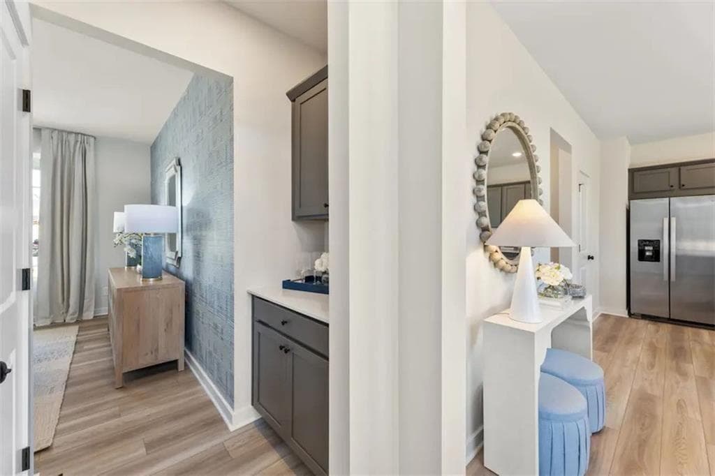 4 bedroom, 3 bathroom, 3,072 sq ft single family residence for sale at 8565 Oak Hollow Way, Cumming, GA 30041 — photo 8