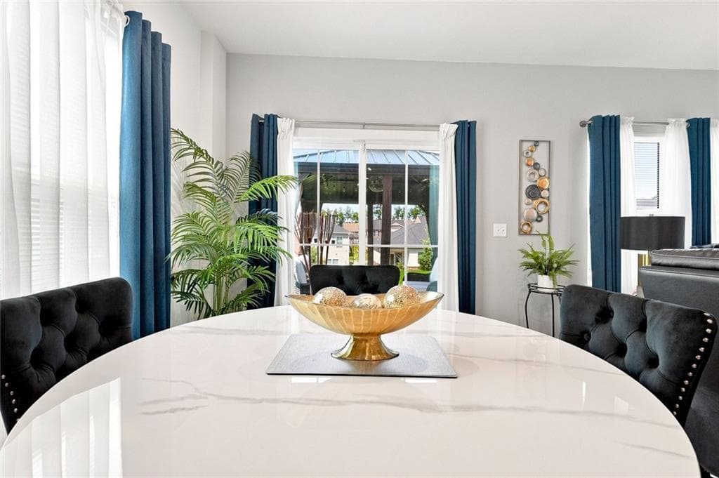 4 bedroom, 3 bathroom, 2,650 sq ft single family residence for sale at 563 Gunter Drive, Hoschton, GA 30548 — photo 7
