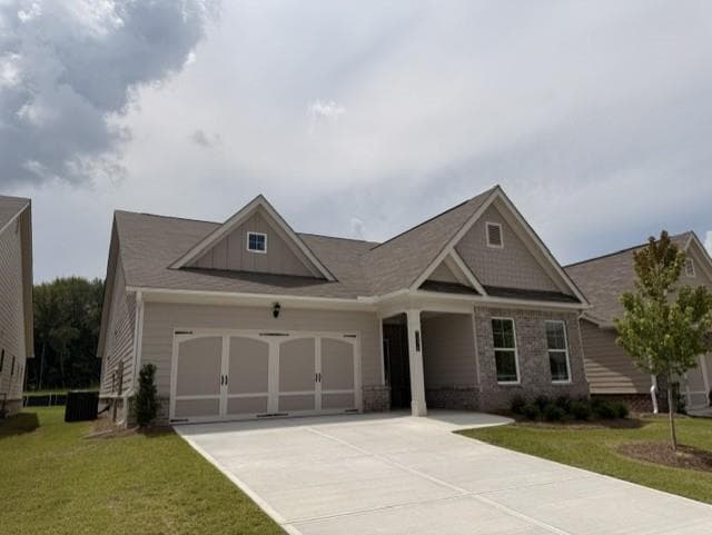 3 bedroom, 2 bathroom, 2,065 sq ft single family residence under contract at 2479 Anhinga Drive, Loganville, GA 30052 — photo 2