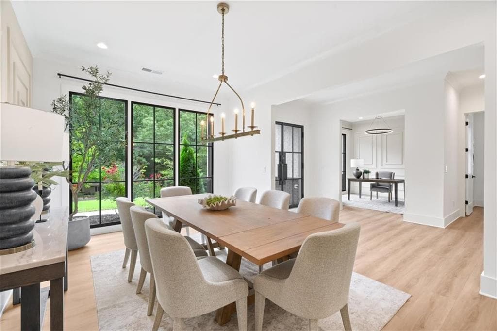 5 bedroom, 5 bathroom, 5,703 sq ft single family residence for sale at 437 Jon Scott Drive, Alpharetta, GA 30009 — photo 9