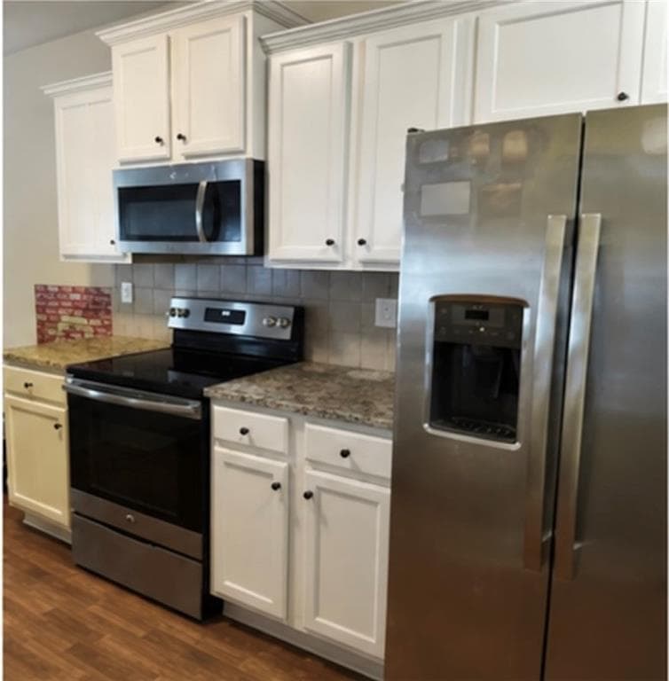 3 bedroom, 2 bathroom, 1,777 sq ft single family residence for sale at 210 Summergate Lane, Villa Rica, GA 30180 — photo 3