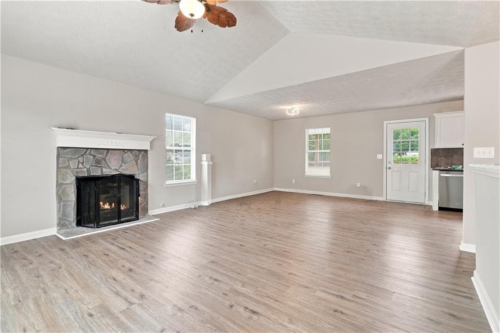 5 bedroom, 2 bathroom, 1,214 sq ft single family residence under contract at 33 Jacob Trail, Villa Rica, GA 30180 — photo 4