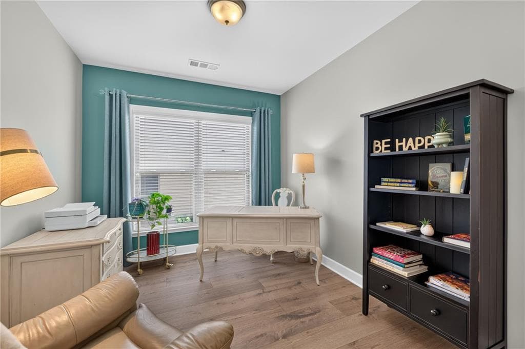 2 bedroom, 2 bathroom, 1,770 sq ft single family residence for sale at 5711 Sierra Bend Way, Hoschton, GA 30548 — photo 8