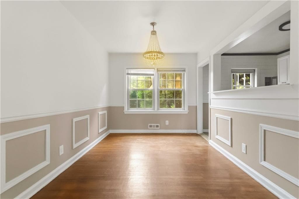 2 bedroom, 1 bathroom, 1,010 sq ft condominium for sale at 425 Lindbergh Drive G1, Atlanta, GA 30305 — photo 4