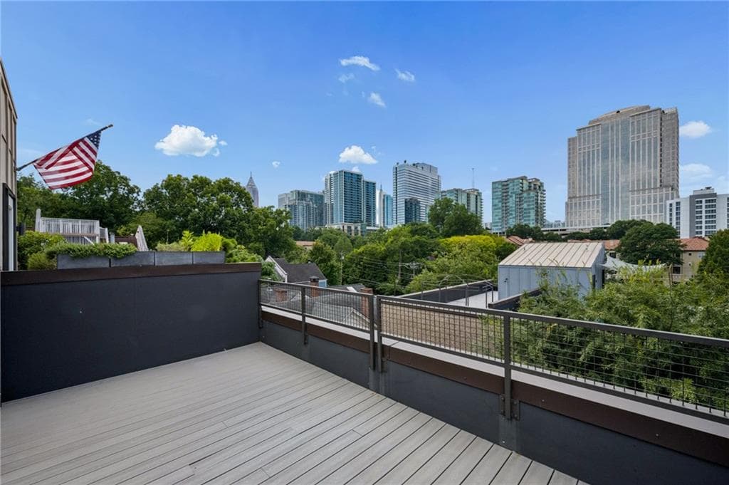 3 bedroom, 4 bathroom, 2,625 sq ft townhouse under contract at 975 Piedmont Avenue 3, Atlanta, GA 30309 — photo 4