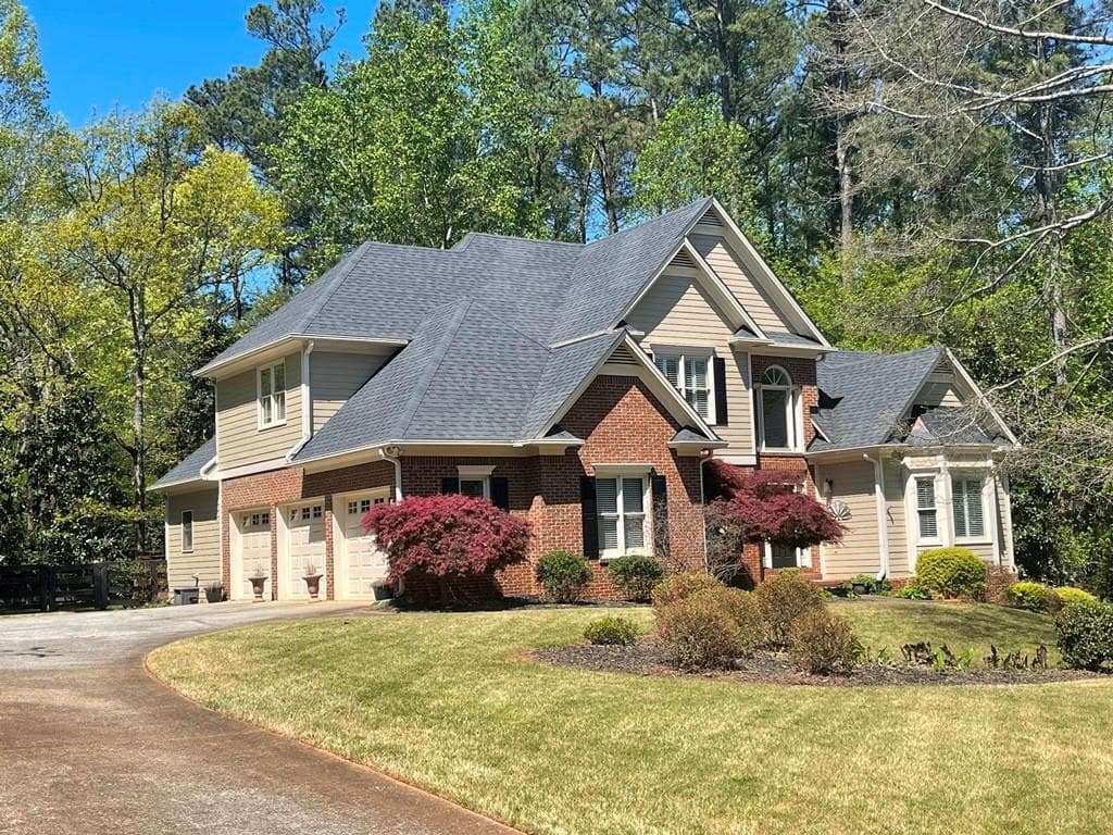 4 bedroom, 5 bathroom, 4,354 sq ft single family residence for rent at 510 Stonebrook Farms Drive, Alpharetta, GA 30004 for $4,400 a month — photo 2