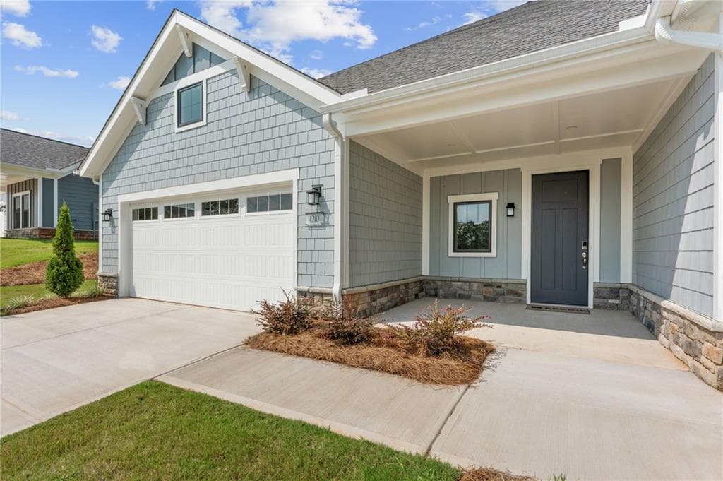 2 bedroom, 3 bathroom, 2,821 sq ft single family residence for sale at 4210 Provenance Trail, Cumming, GA 30028 — photo 2
