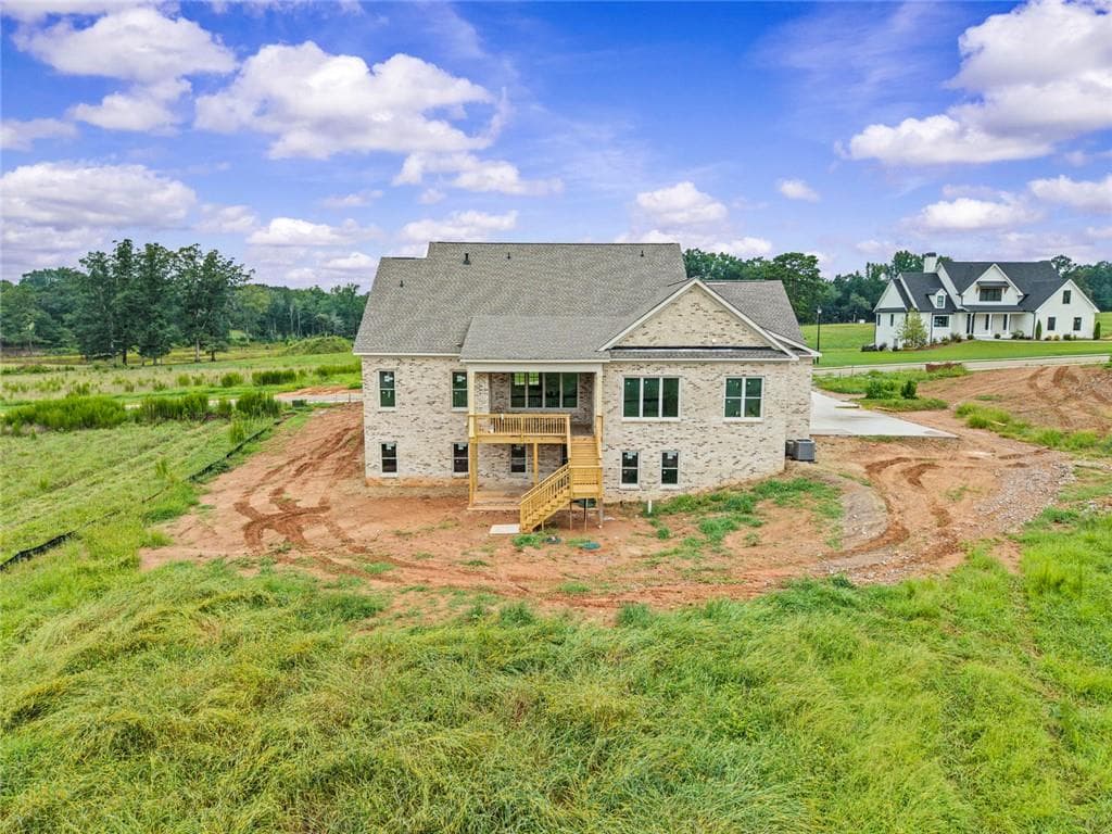 4 bedroom, 5 bathroom, 3,478 sq ft single family residence for sale at 2275 Malcom Estates Drive, Bogart, GA 30622 — photo 7