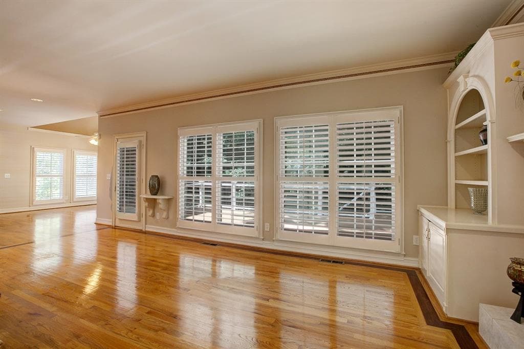 5 bedroom, 4 bathroom, 3,615 sq ft single family residence for sale at 3305 Greencastle, Marietta, GA 30062 — photo 10