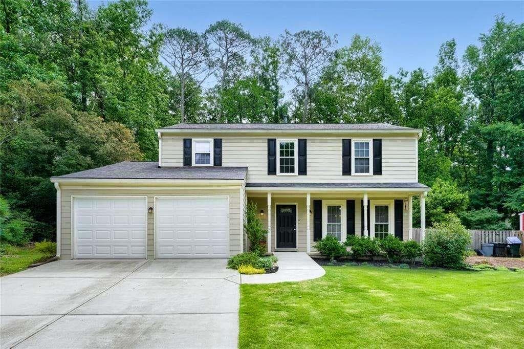 4 bedroom, 3 bathroom, 1,868 sq ft single family residence under contract at 235 Barrington Drive, Roswell, GA 30076