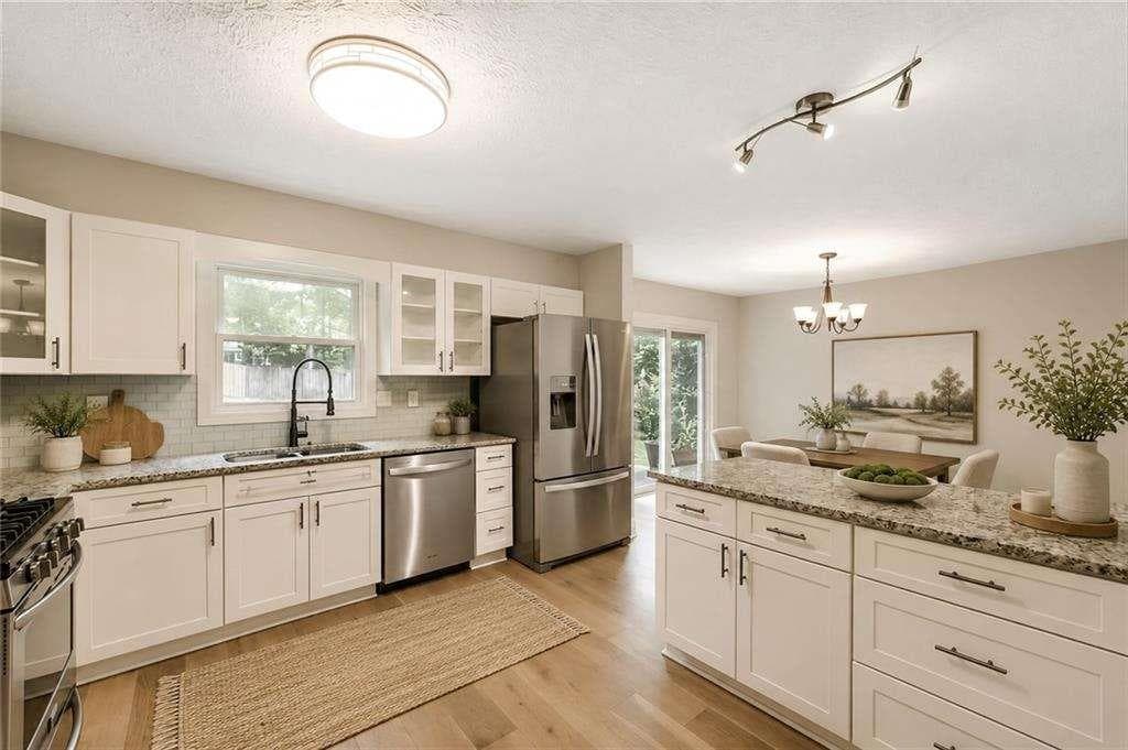 4 bedroom, 3 bathroom, 1,868 sq ft single family residence under contract at 235 Barrington Drive, Roswell, GA 30076 — photo 7