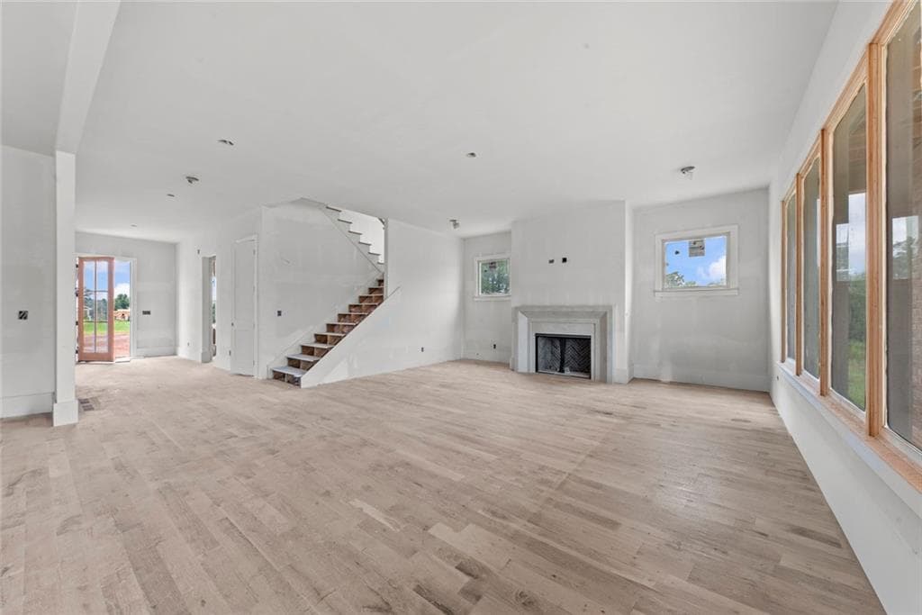 5 bedroom, 4 bathroom, 3,851 sq ft single family residence for sale at 1285 Malcom Estates Court, Bogart, GA 30622 — photo 3