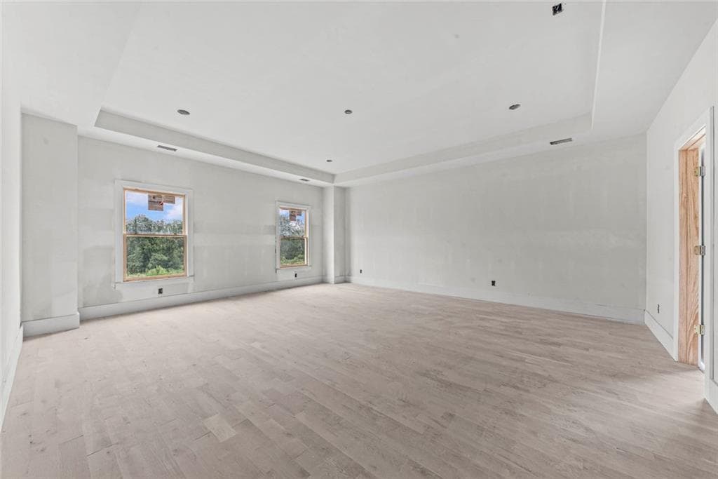 5 bedroom, 4 bathroom, 3,851 sq ft single family residence for sale at 1285 Malcom Estates Court, Bogart, GA 30622 — photo 5