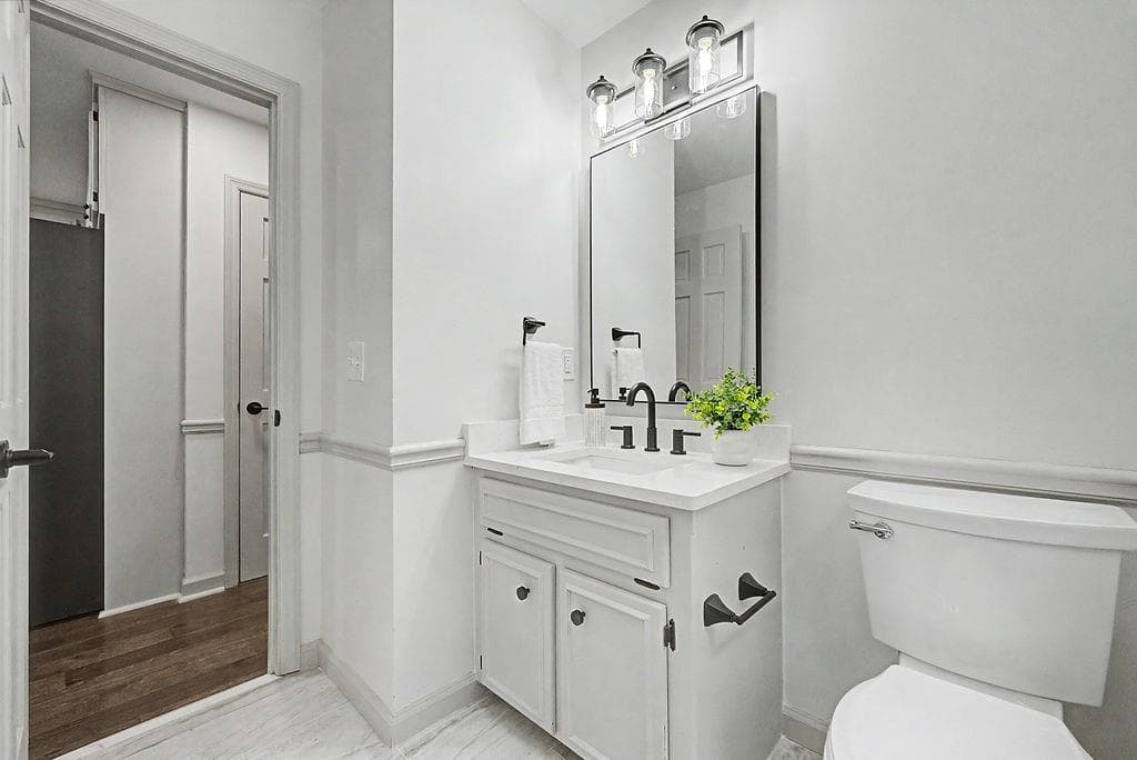 6 bedroom, 6 bathroom, 5,600 sq ft single family residence for sale at 228 Nacoochee Drive, Woodstock, GA 30188 — photo 10