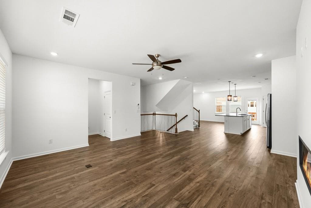 4 bedroom, 4 bathroom, 2,504 sq ft townhouse for sale at 6230 Kenbrook Drive, Tucker, GA 30084 — photo 8