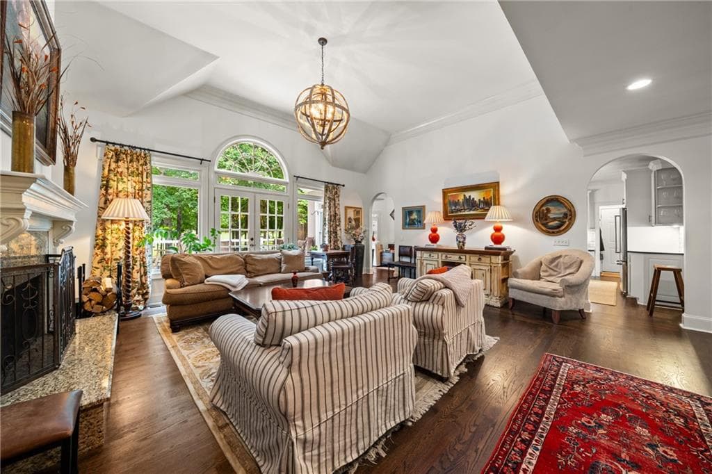 4 bedroom, 5 bathroom, 6,010 sq ft single family residence for sale at 6275 Polo Drive, Cumming, GA 30040 — photo 8