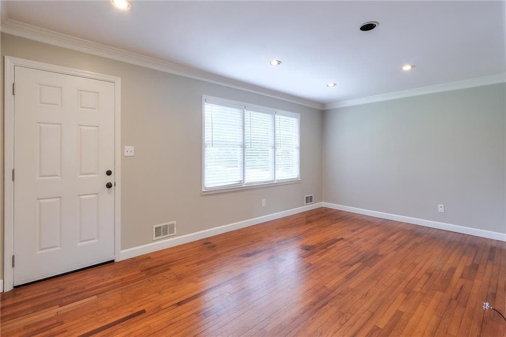 3 bedroom, 2 bathroom, 1,403 sq ft single family residence for rent at 2842 Bob Cox Road, Marietta, GA 30064 for $1,995 a month — photo 3