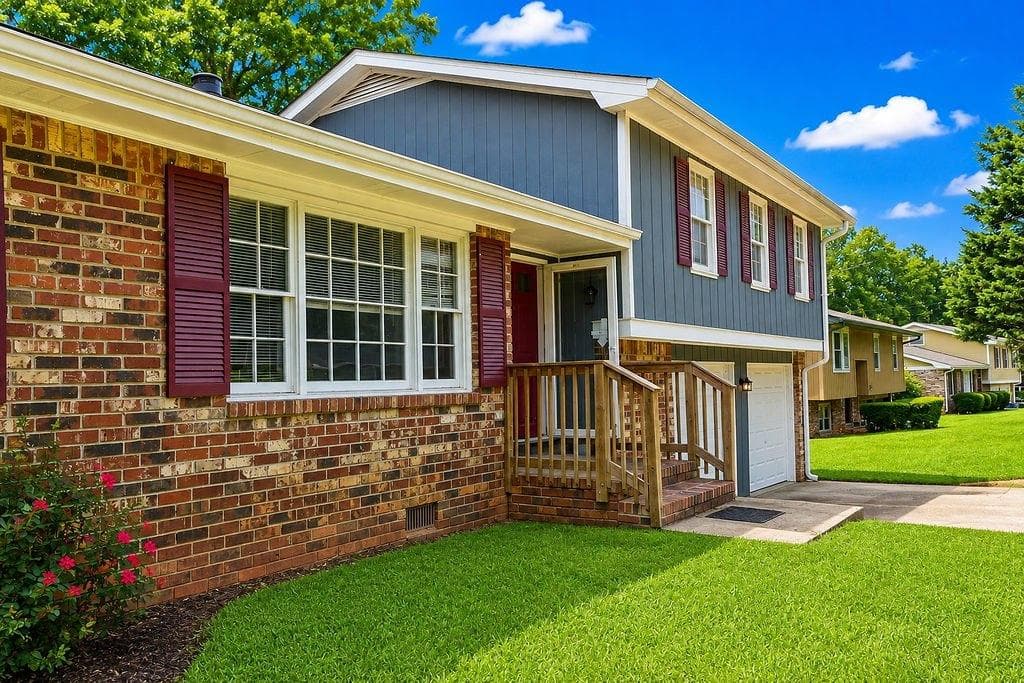 3 bedroom, 3 bathroom single family residence under contract at 970 Woodbridge Drive, Conyers, GA 30012 — photo 6