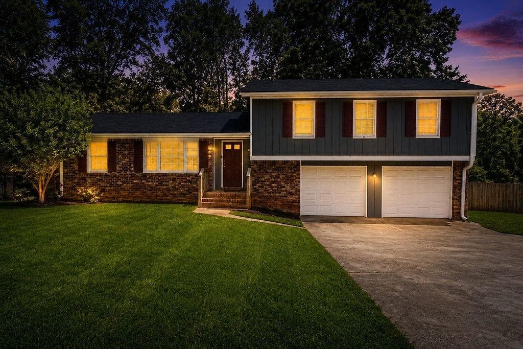3 bedroom, 3 bathroom single family residence under contract at 970 Woodbridge Drive, Conyers, GA 30012 — photo 8