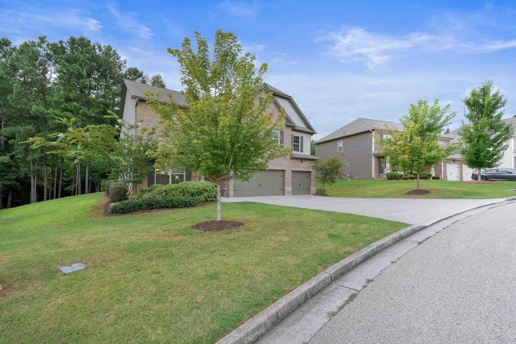 5 bedroom, 5 bathroom, 3,596 sq ft single family residence for sale at 183 Rushing Creek Trail, Dallas, GA 30132 — photo 6