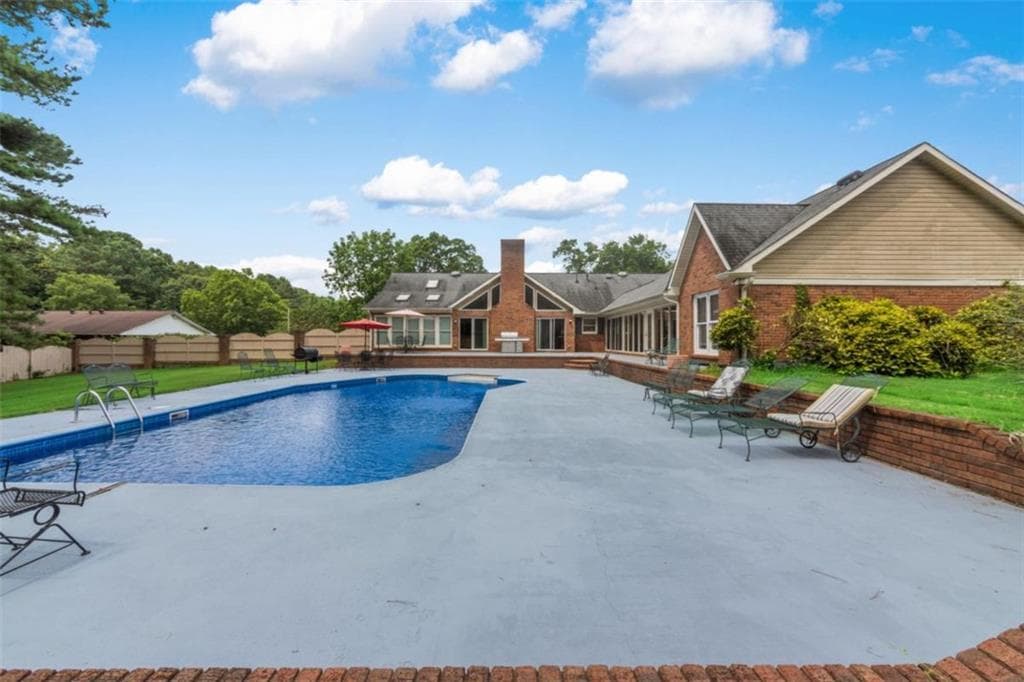 3 bedroom, 3 bathroom, 2,697 sq ft single family residence for rent at 1061 Highway 92, Fayetteville, GA 30214 for $5,800 a month — photo 4