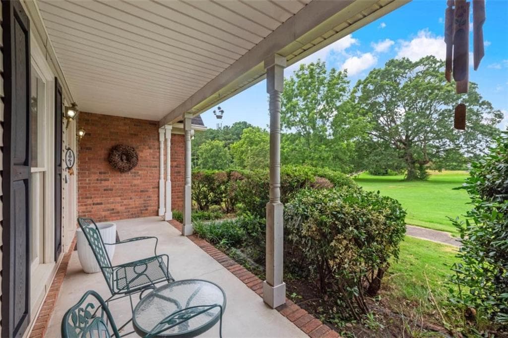 3 bedroom, 3 bathroom, 2,697 sq ft single family residence for rent at 1061 Highway 92, Fayetteville, GA 30214 for $5,800 a month — photo 7