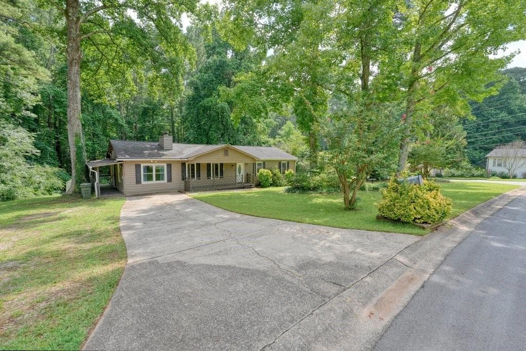 3 bedroom, 2 bathroom, 1,558 sq ft single family residence for sale at 16 Allen Lane, Dallas, GA 30157 — photo 9